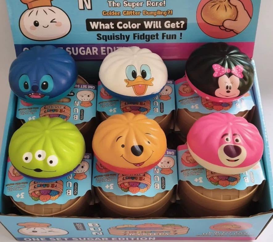 MYSTERY DUMPLING CHARACTER AND STEAMER SET