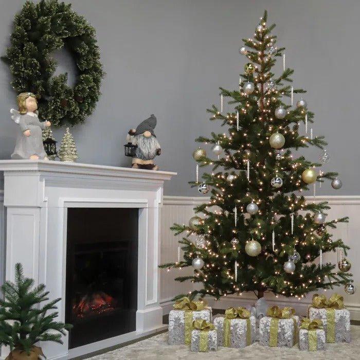 7.5 ft Norwegian Spruce Unlit Artificial Christmas Tree