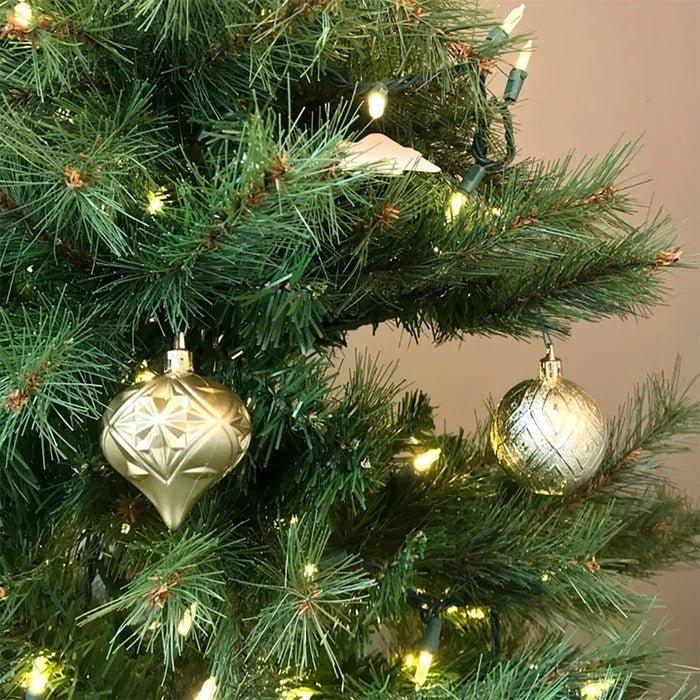 7.5' Lighted Foxtail Pine Artificial Christmas Tree with 900 Clear LED Lights