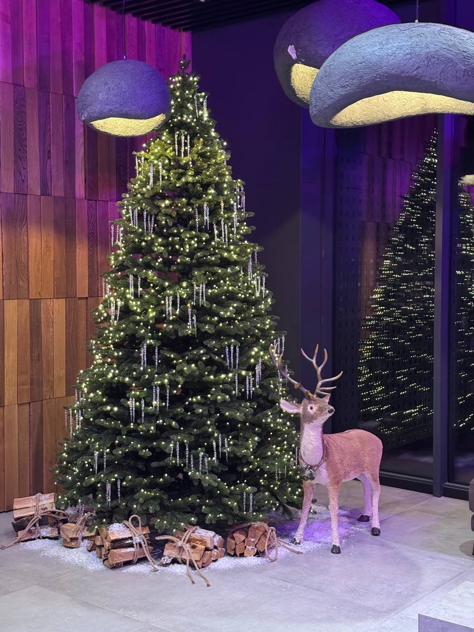 Ukrainian Artificial Christmas Tree, 7–8 ft, 100% PE
