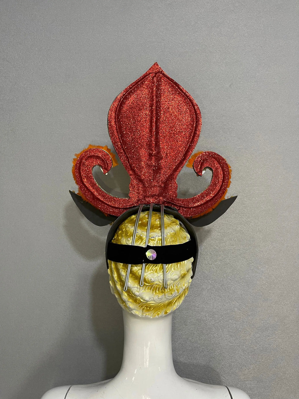 FASHIONABLE AND EXQUISITE HEADDRESS FEATHERS SAMBA DANCE CARNIVAL HALLOWEEN PARTY LATIN DANCE BAR PERFORMANCE HAT MASQUERADE