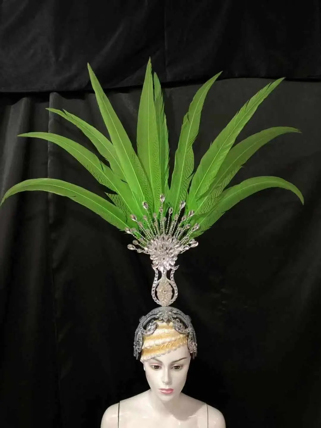 The Stardust Aurora – Premium Feathered Samba Carnival Headdress