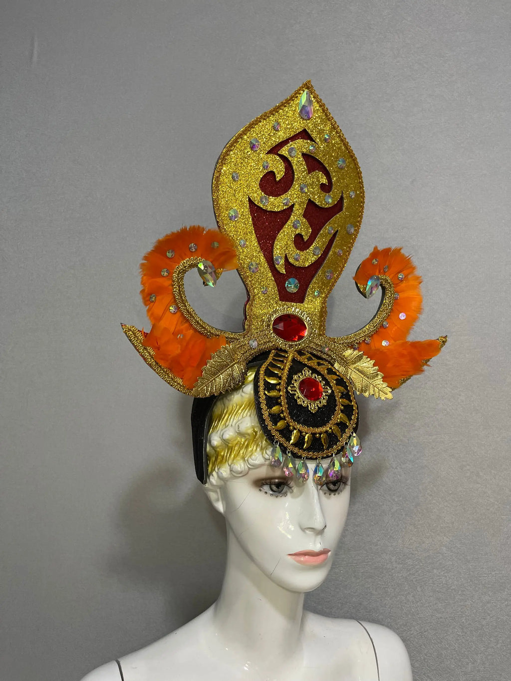FASHIONABLE AND EXQUISITE HEADDRESS FEATHERS SAMBA DANCE CARNIVAL HALLOWEEN PARTY LATIN DANCE BAR PERFORMANCE HAT MASQUERADE