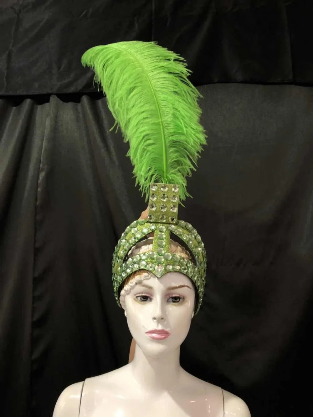 The Stardust Sahara – Mohawk Feather Carnival & Samba Headdress