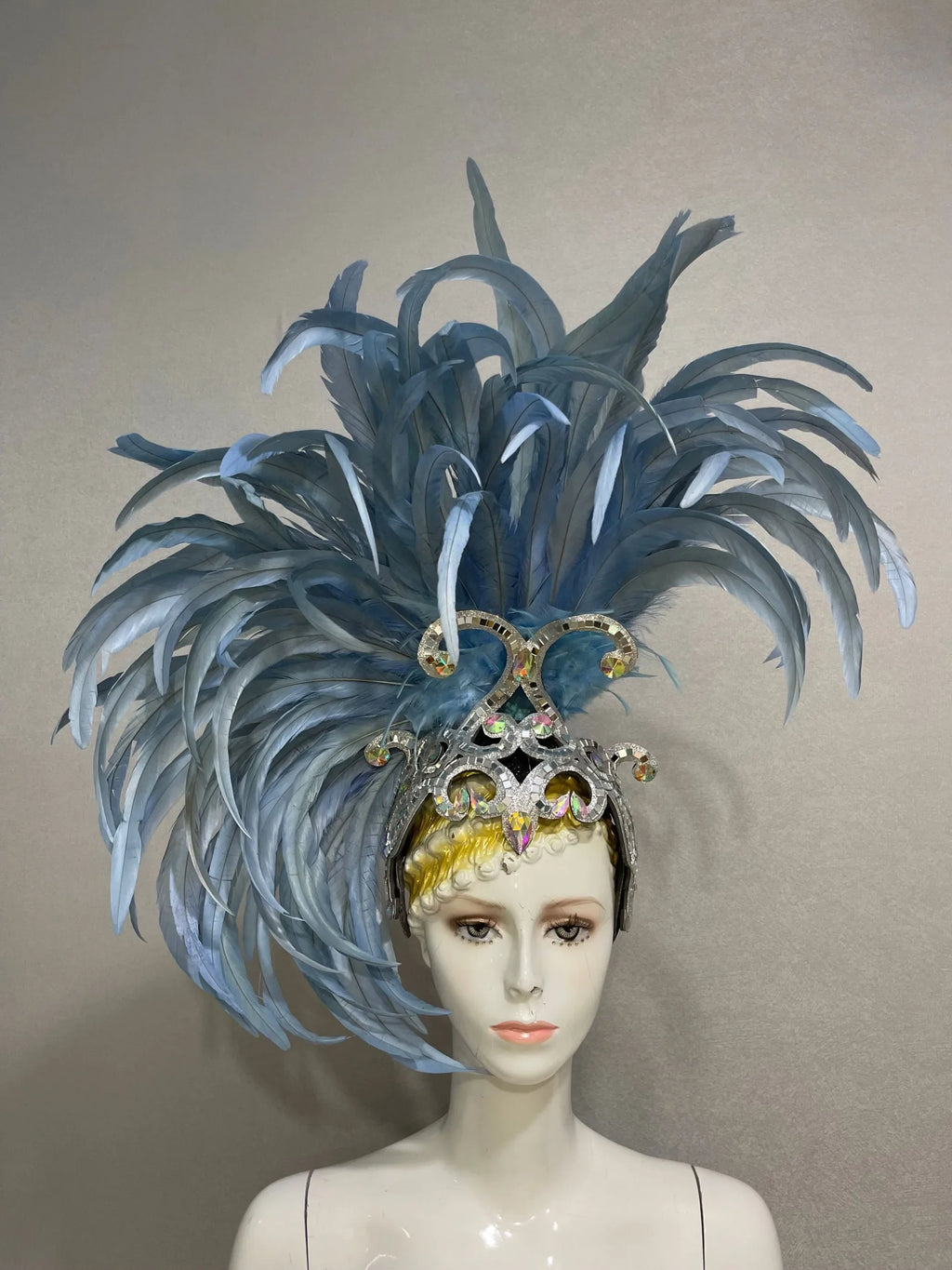 The Stardust Mirage – Exquisite Blue Feathered Samba Carnival Headdress