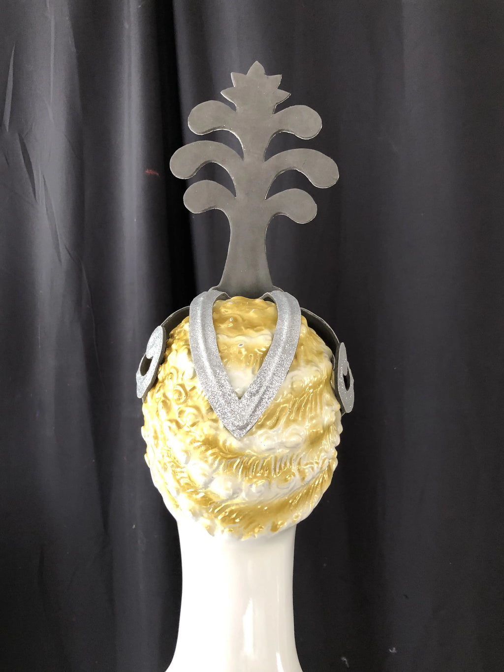 The Stardust Samba Queen – Premium Feathers & Rhinestones Carnival Headdress