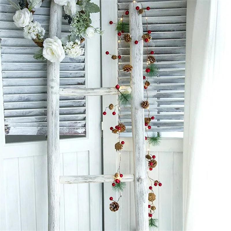 2 m Battery-Powered Pine Cone & Star Christmas String Lights
