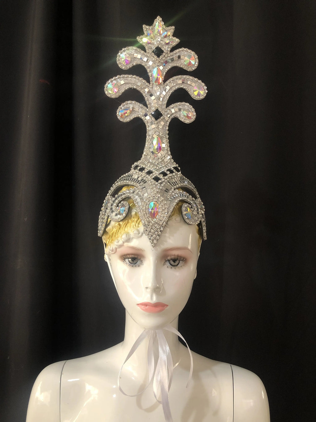 The Stardust Samba Queen – Premium Feathers & Rhinestones Carnival Headdress