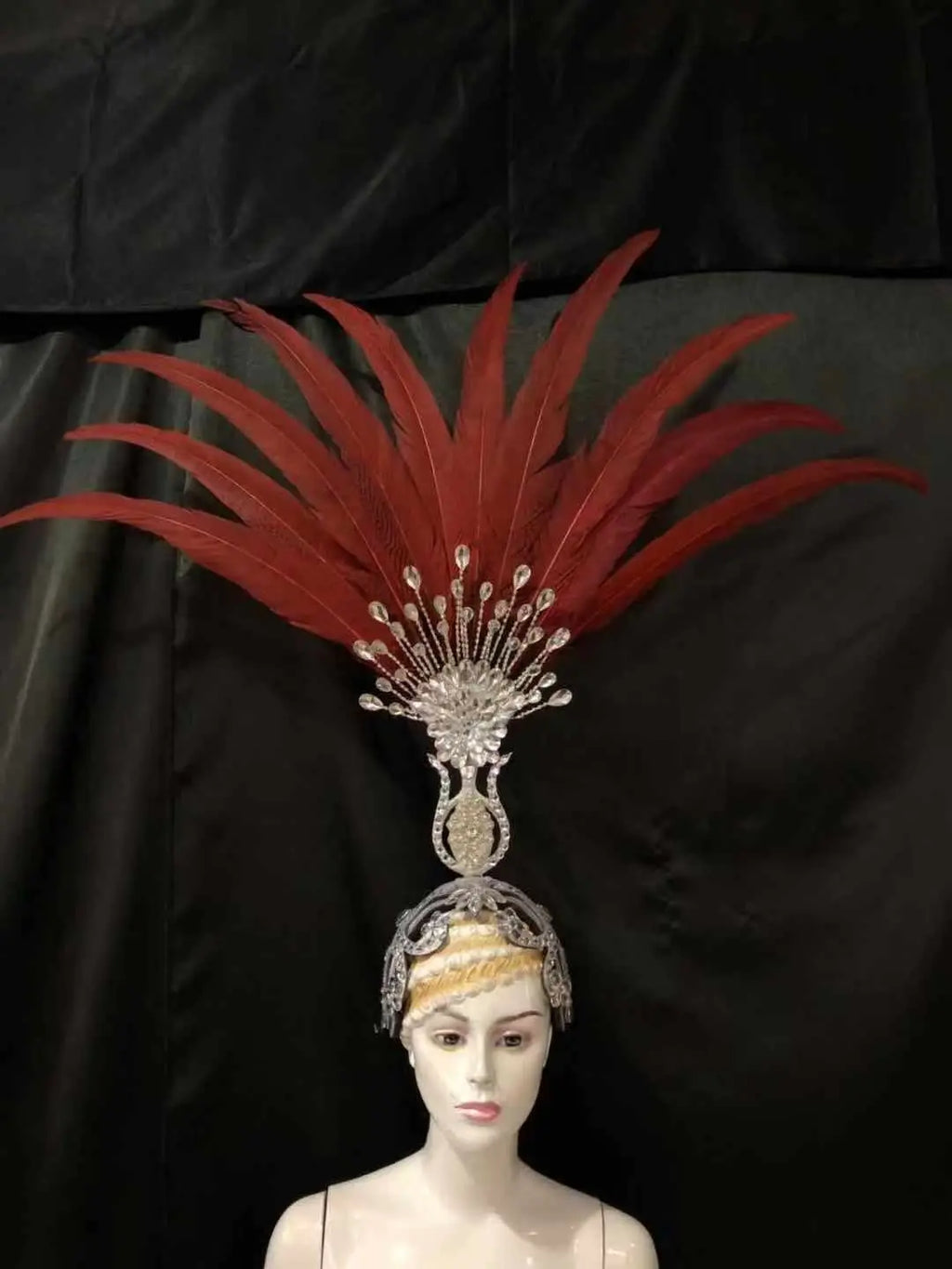 The Stardust Aurora – Premium Feathered Samba Carnival Headdress