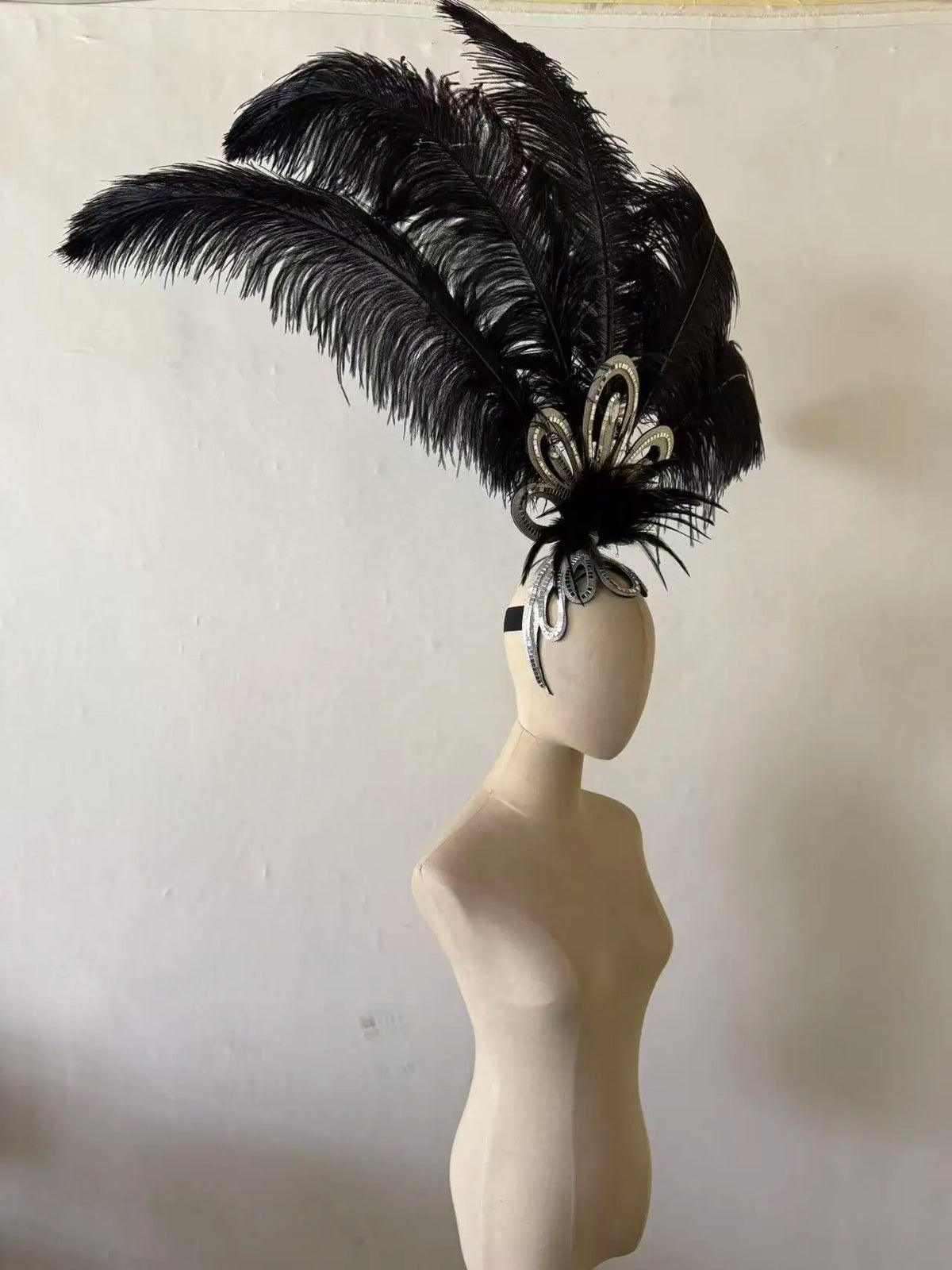 The Stardust Empress – Deluxe Feathered Samba & Carnival Crown