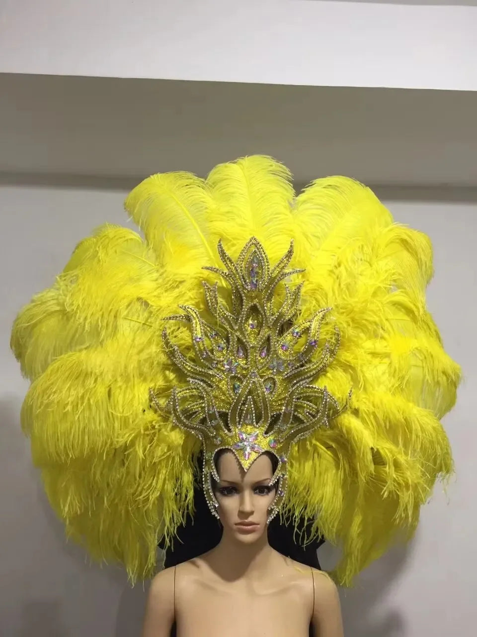 FASHIONABLE AND EXQUISITE HEADDRESS FEATHERS SAMBA DANCE CARNIVAL HALLOWEEN PARTY LATIN DANCE BAR PERFORMANCE HAT MASQUERADE