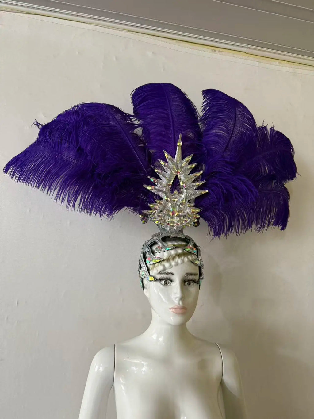 The Stardust Dionysia – Carnival & Samba Feathered Masque Ball Crown