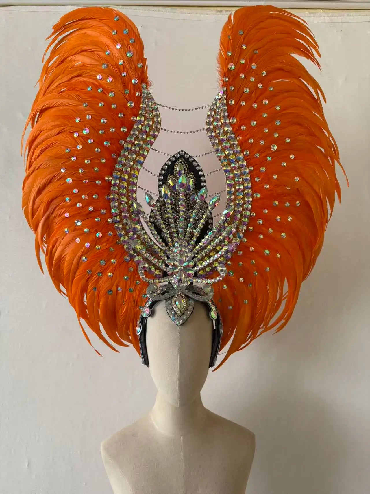 The Stardust Aurora Feather Headdress – Light Purple Cabaret & Carnival Crown
