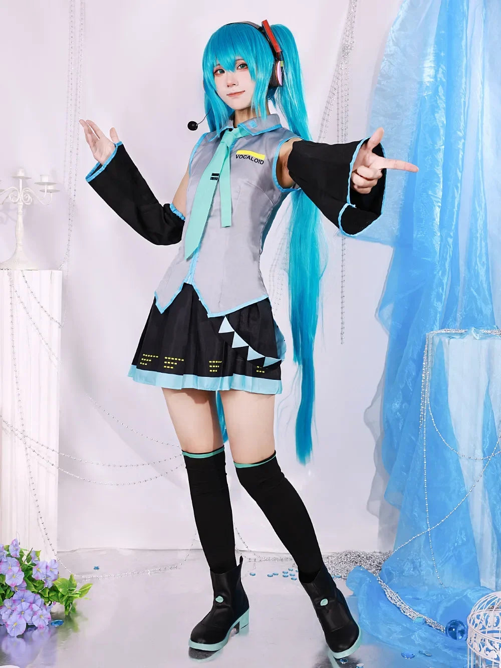Hatsune Miku Cosplay Costume – Anime Skirt Set with Accessories