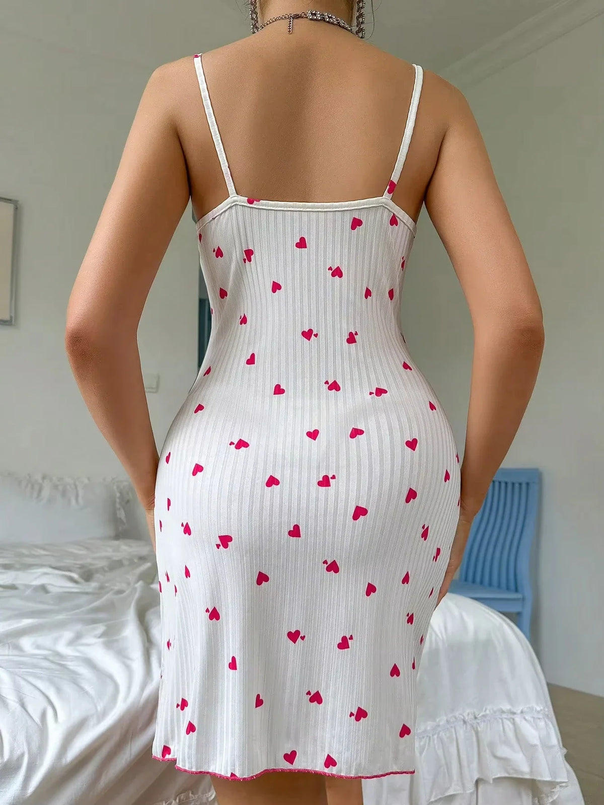 1 Set Of Women's G-string Nightdress Set Hot Knitted Suspenders Nightgown Exquisite Heart-Printed Valentine's Night Dress Thong