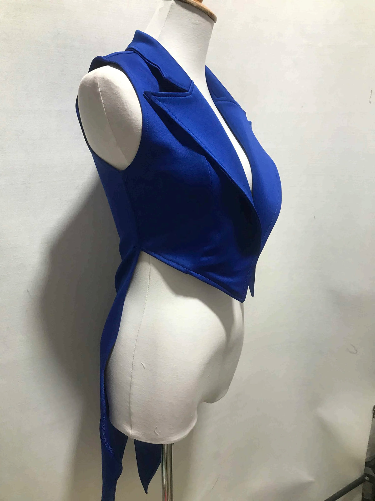 The Stardust Sapphire Showman – Sleeveless Cabaret Tailcoat