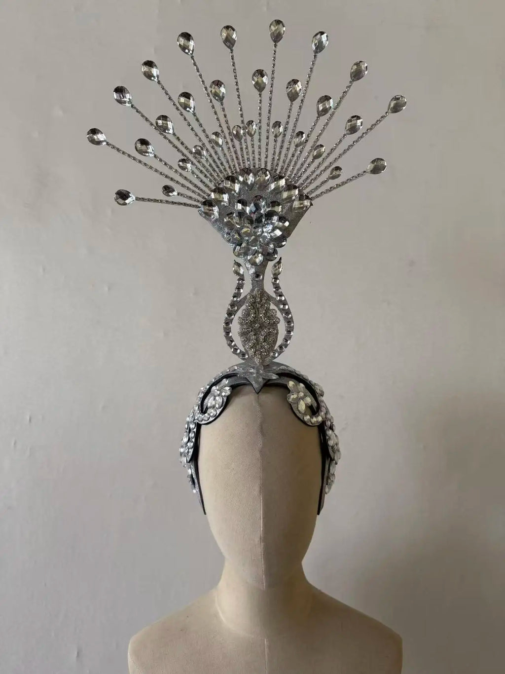 The Stardust Aurora – Premium Feathered Samba Carnival Headdress