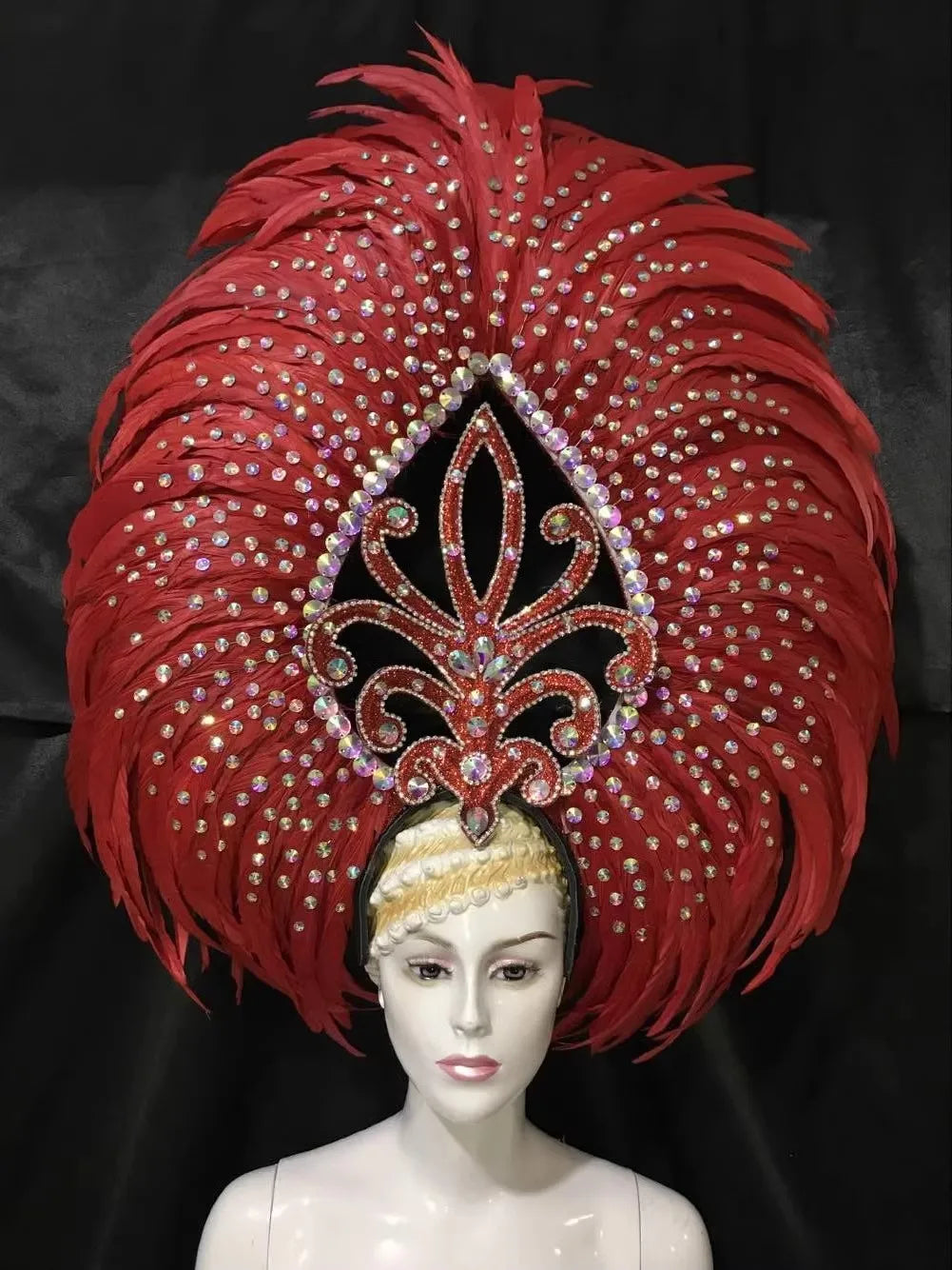 The Stardust Wings of Radiance – Deluxe Feathered Samba & Carnival Crown