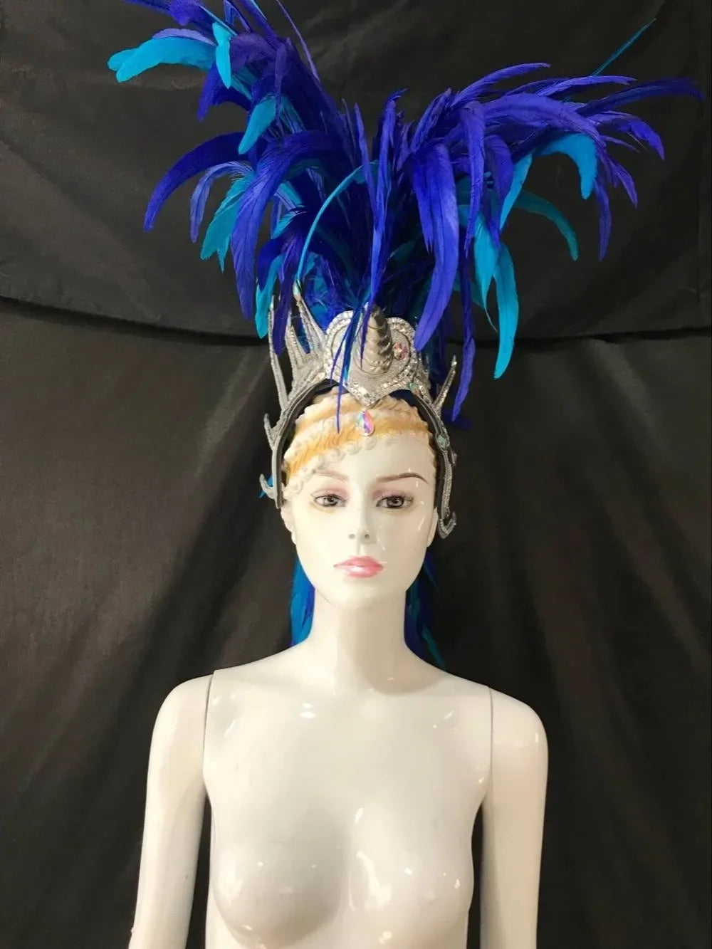 The Stardust Dynasty – Majestic Velvet & Feather Samba Masquerade Crown