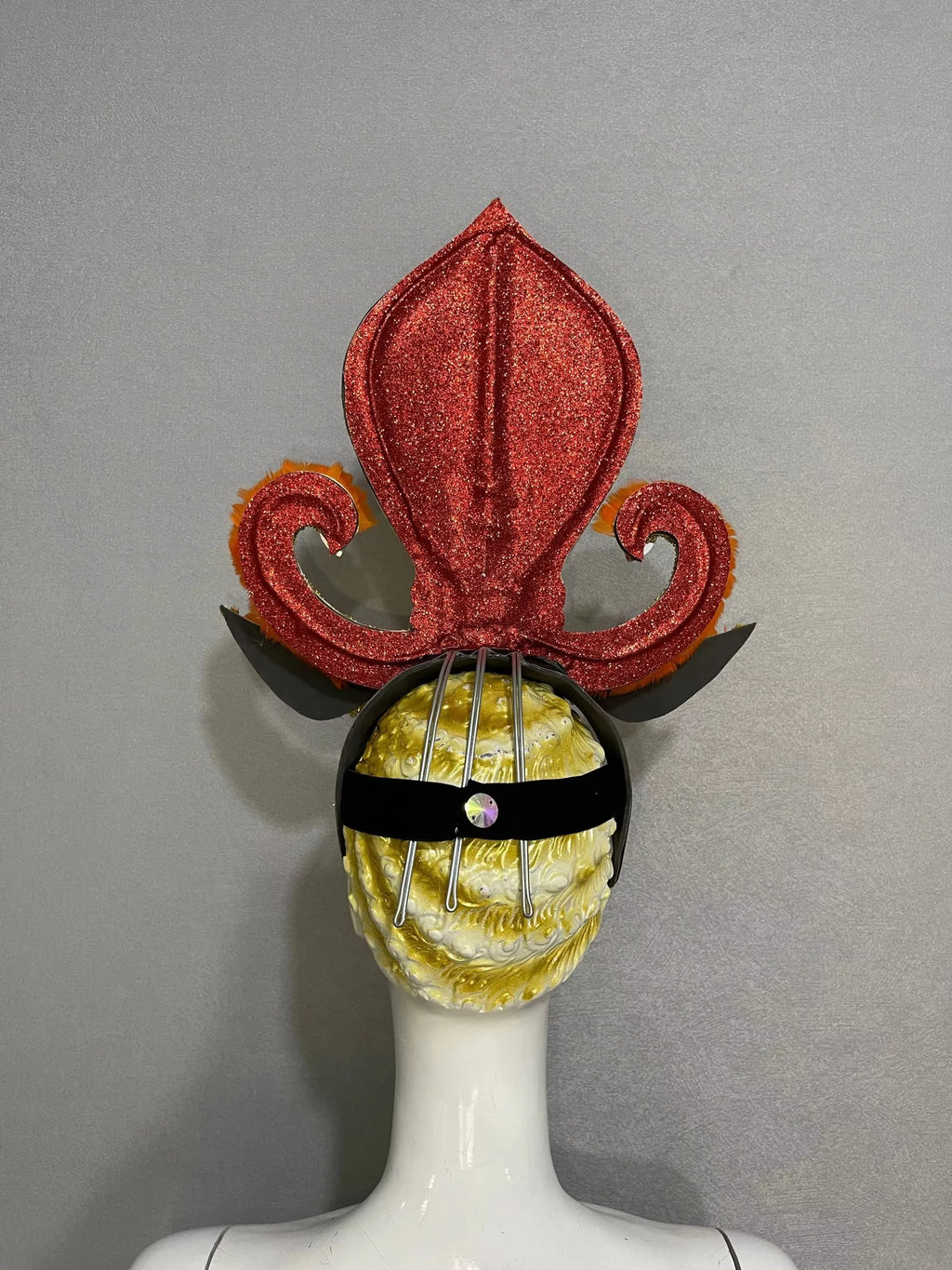 The Stardust Empress – Deluxe Feathered Samba & Carnival Crown