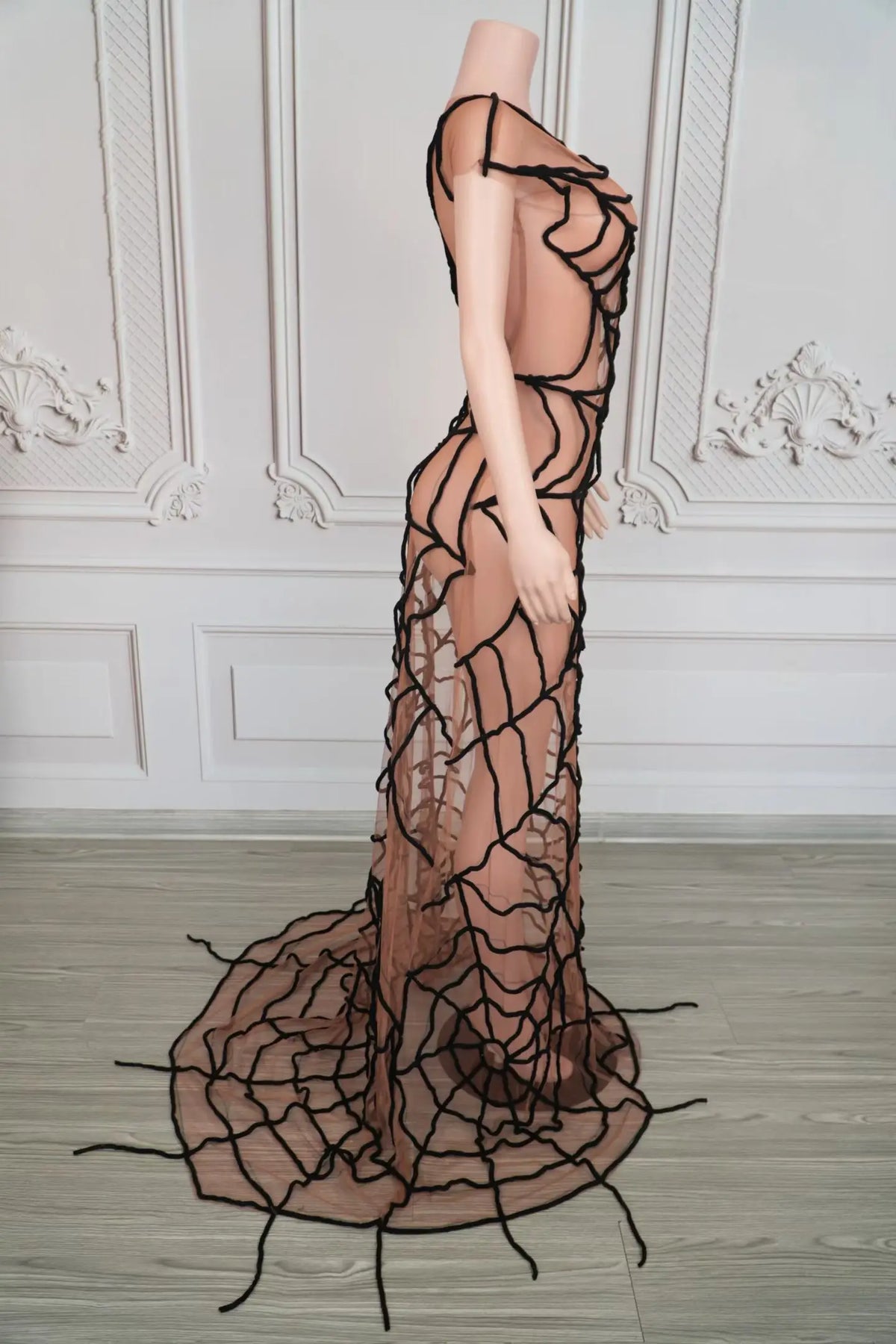 Dramatic Spider Web Crystal Mesh Floor-Length Sheath Dress Stage Costume