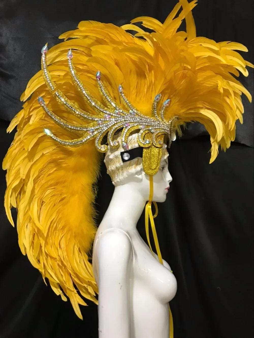 The Stardust Dynasty – Majestic Velvet & Feather Samba Masquerade Crown