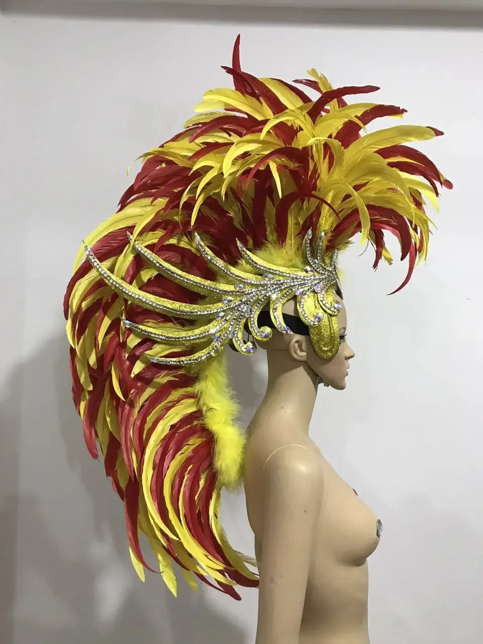 The Stardust Dynasty – Majestic Velvet & Feather Samba Masquerade Crown