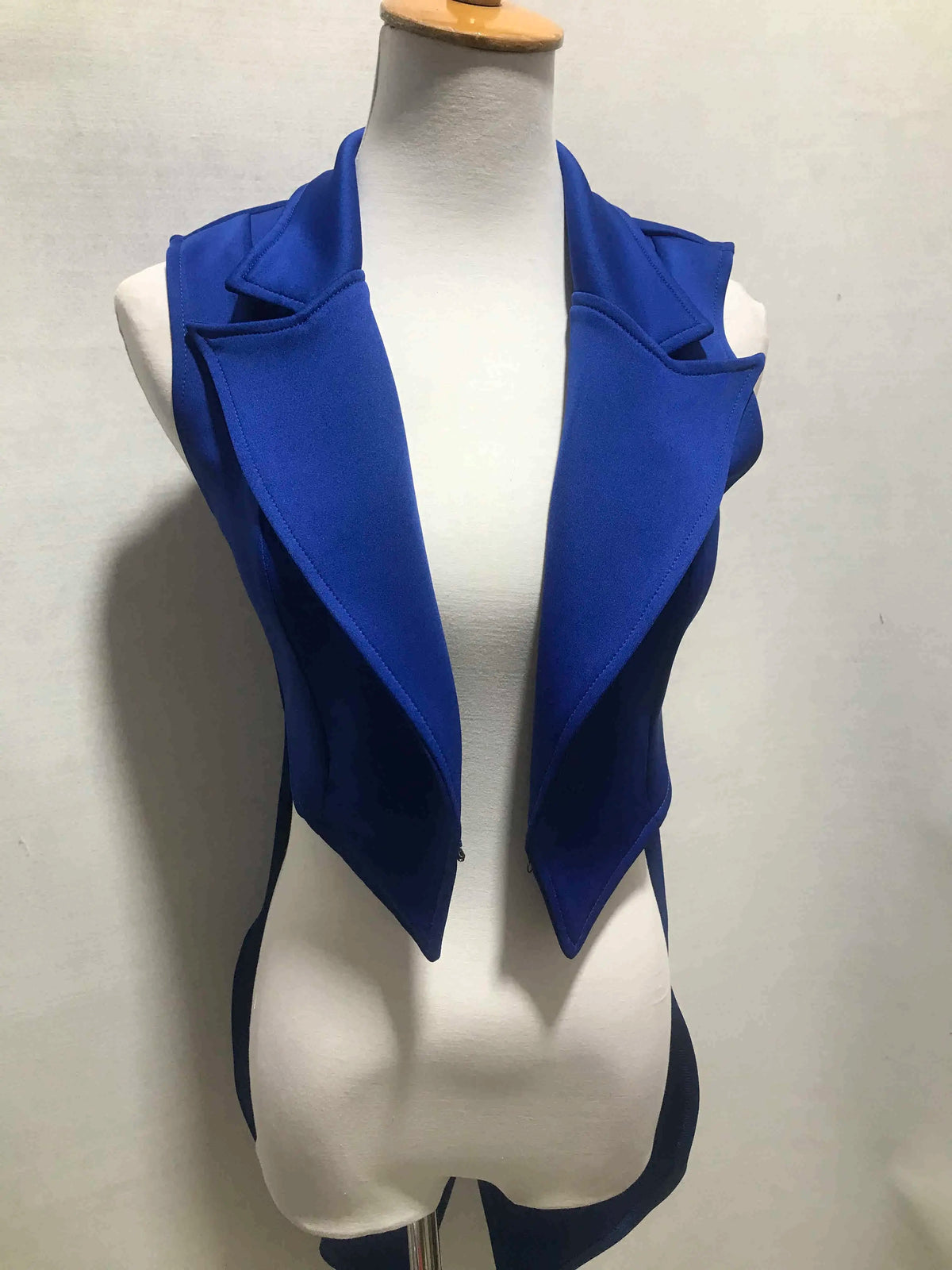 The Stardust Sapphire Showman – Sleeveless Cabaret Tailcoat