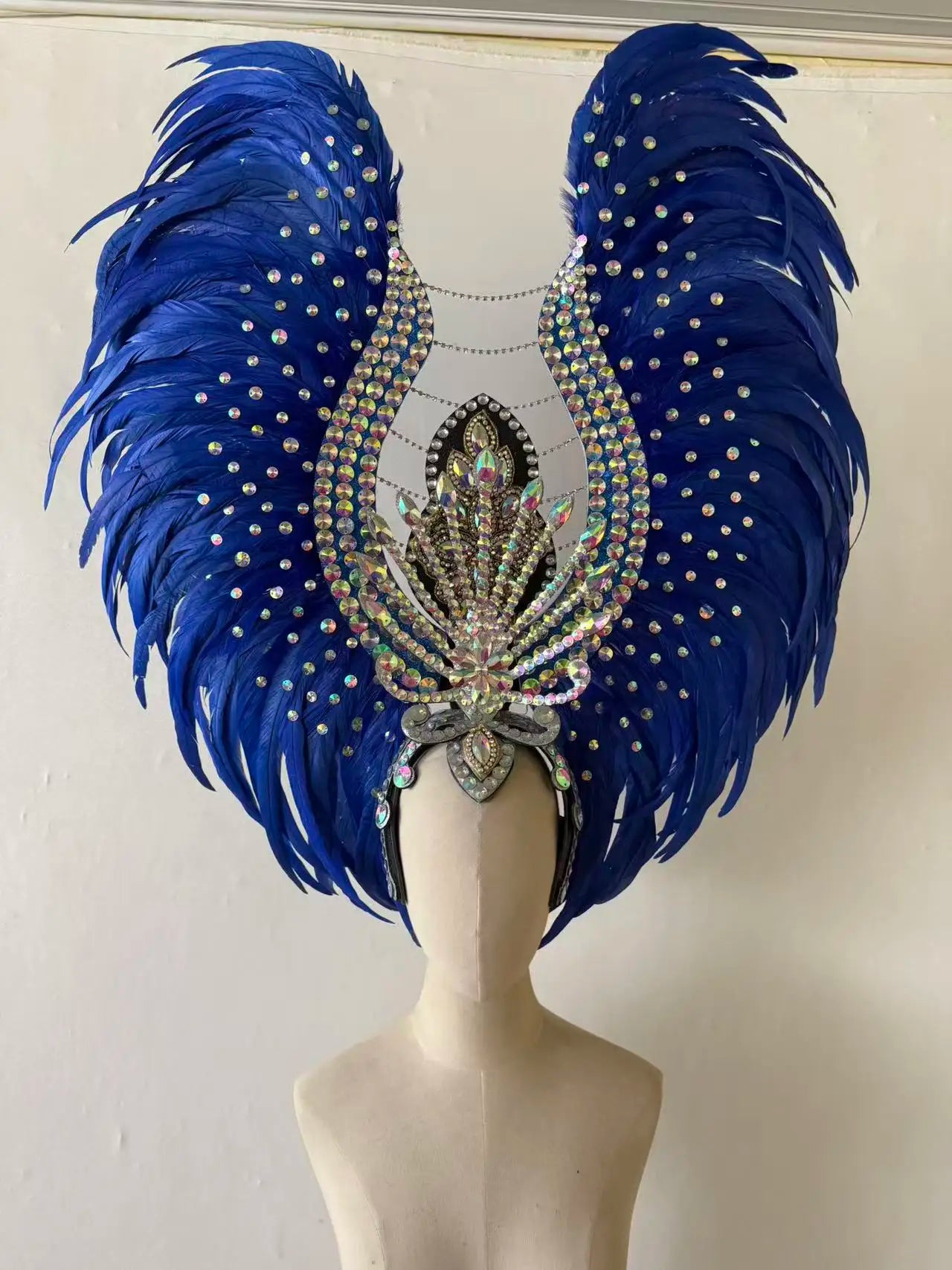 The Stardust Aurora Feather Headdress – Light Purple Cabaret & Carnival Crown