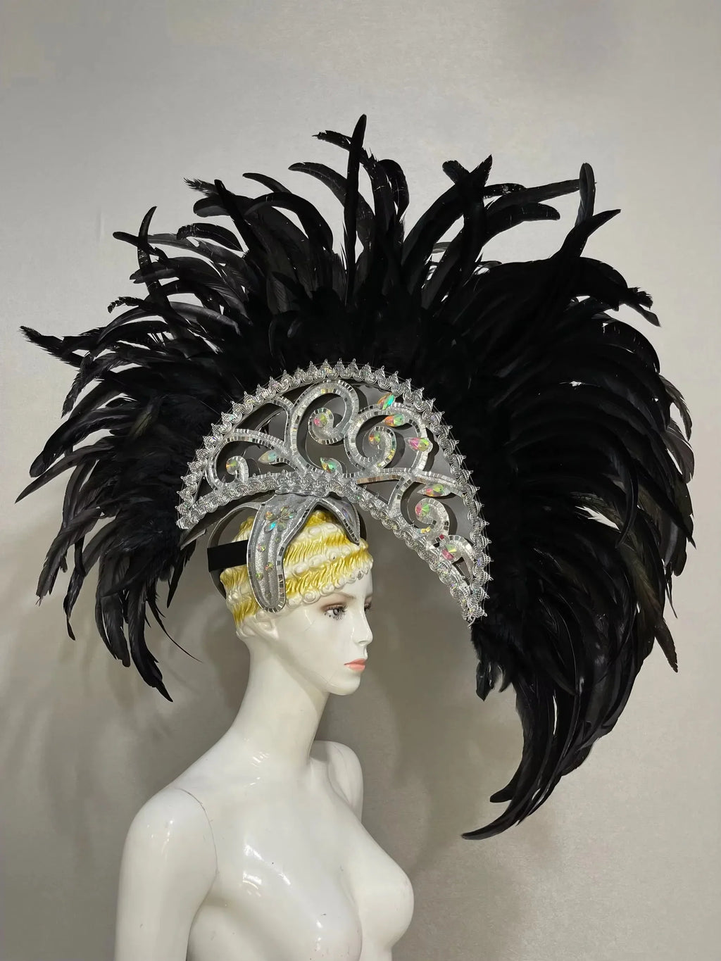 FASHIONABLE AND EXQUISITE HEADDRESS FEATHERS SAMBA DANCE CARNIVAL HALLOWEEN PARTY LATIN DANCE BAR PERFORMANCE HAT MASQUERADE