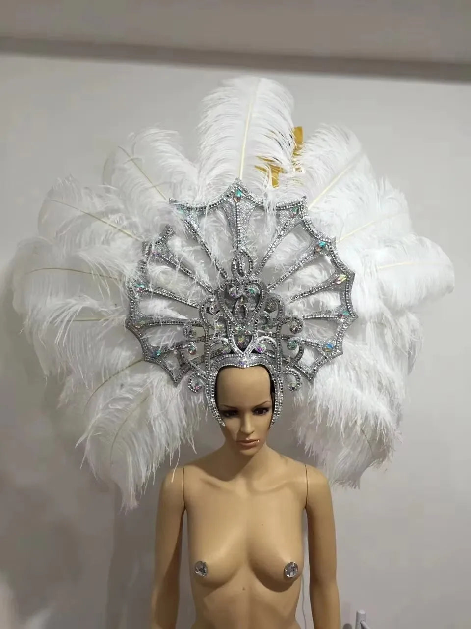 FASHIONABLE AND EXQUISITE HEADDRESS FEATHERS SAMBA DANCE CARNIVAL HALLOWEEN PARTY LATIN DANCE BAR PERFORMANCE HAT MASQUERADE