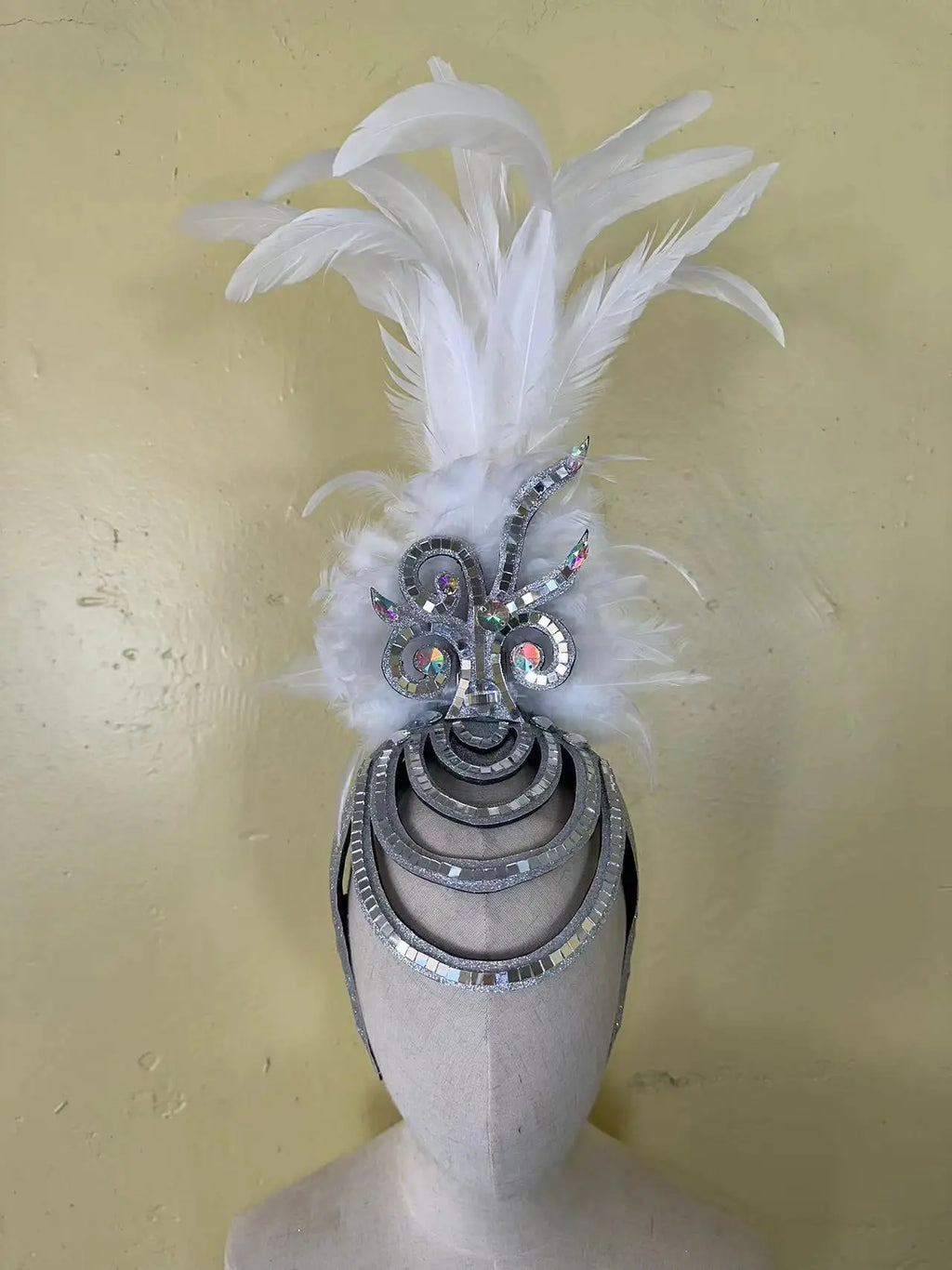 The Stardust Dionysia – Pure White Feather Carnival & Masque Ball Headdress