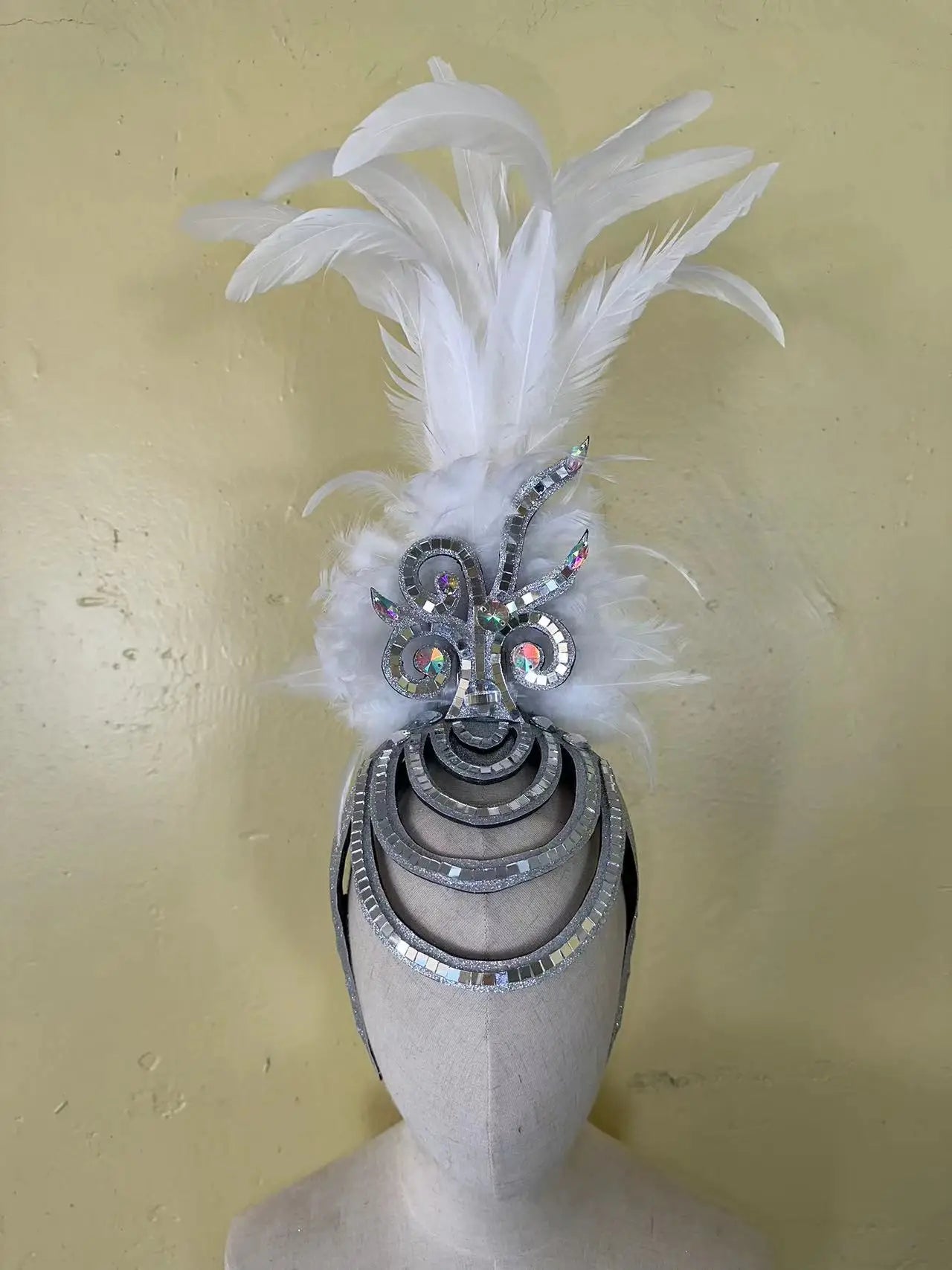 The Stardust Dionysia – Pure White Feather Carnival & Masque Ball Headdress