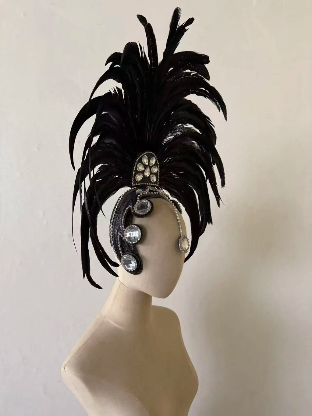The Stardust Samba Enchantment – Exquisite Feathered Dance & Stage Headdress