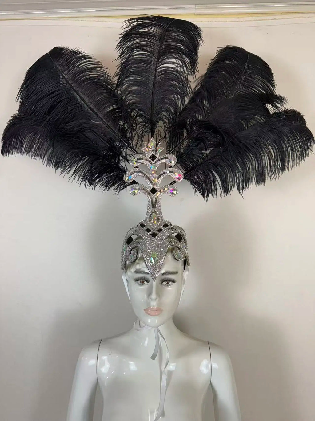 The Stardust Samba Queen – Premium Feathers & Rhinestones Carnival Headdress