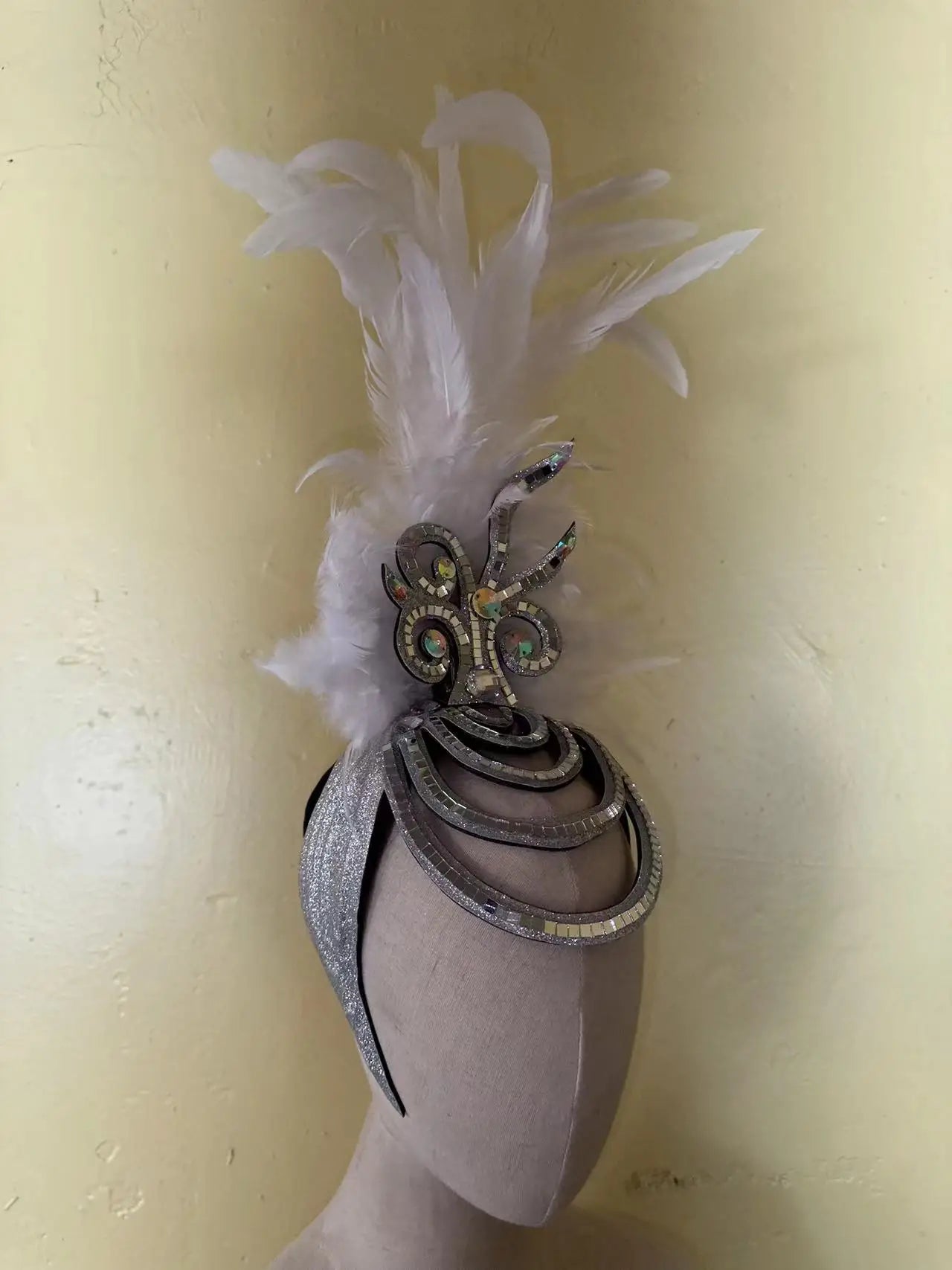 The Stardust Dionysia – Pure White Feather Carnival & Masque Ball Headdress