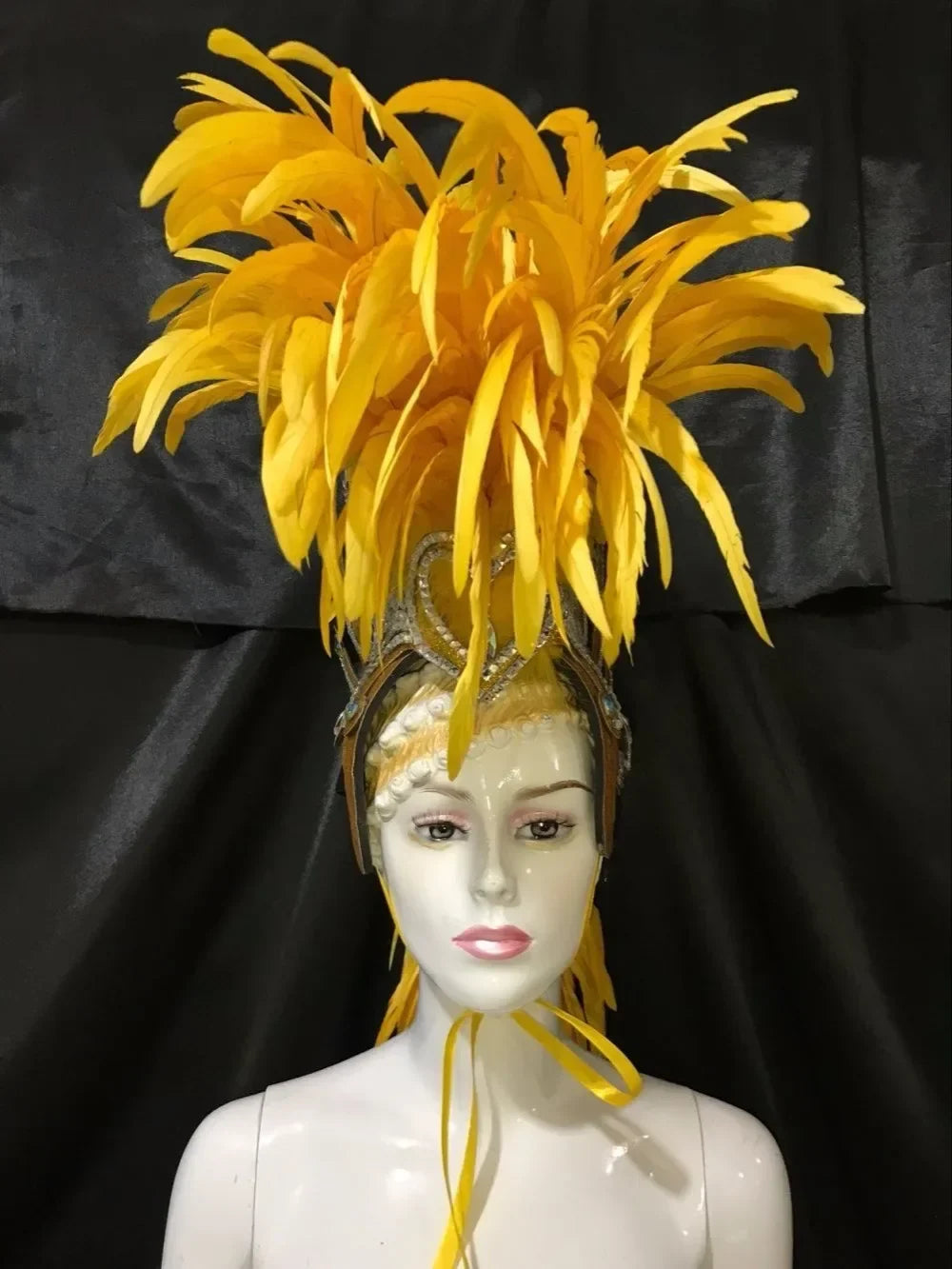 The Stardust Dynasty – Majestic Velvet & Feather Samba Masquerade Crown