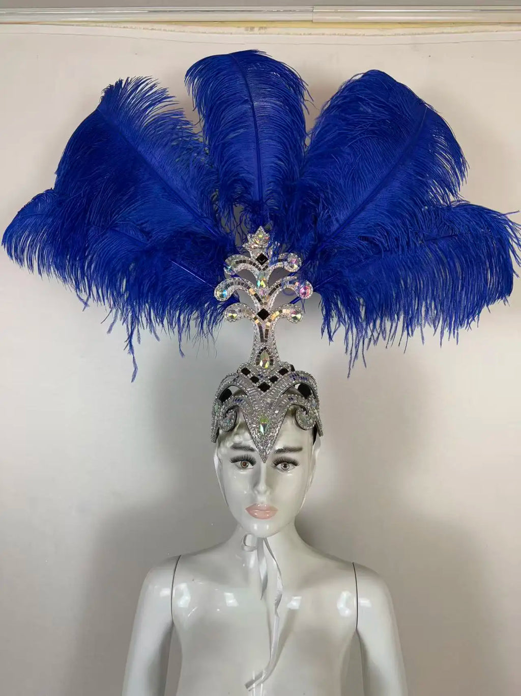 The Stardust Samba Queen – Premium Feathers & Rhinestones Carnival Headdress