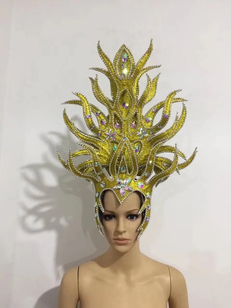 FASHIONABLE AND EXQUISITE HEADDRESS FEATHERS SAMBA DANCE CARNIVAL HALLOWEEN PARTY LATIN DANCE BAR PERFORMANCE HAT MASQUERADE