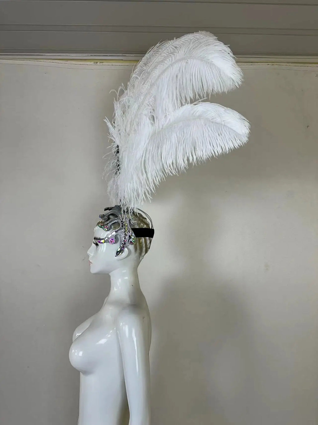 The Stardust Dionysia – Carnival & Samba Feathered Masque Ball Crown