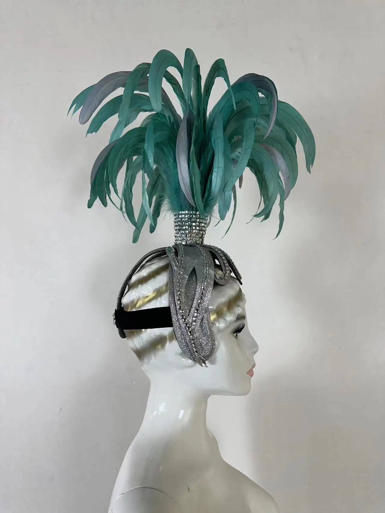 The Stardust Dionysia – Mint Green Feather Carnival & Masque Ball Headdress