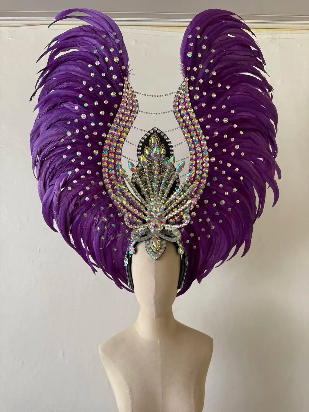 The Stardust Aurora Feather Headdress – Light Purple Cabaret & Carnival Crown