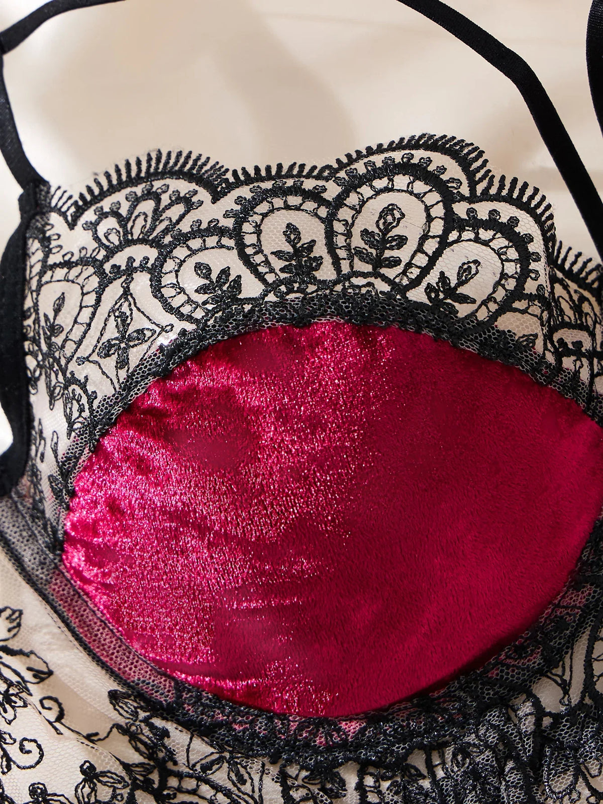 Sexy lingerie with floral see-through bra.The allure of a lingerie set for Valentine's night. BlackRed bra panties set ZA825166
