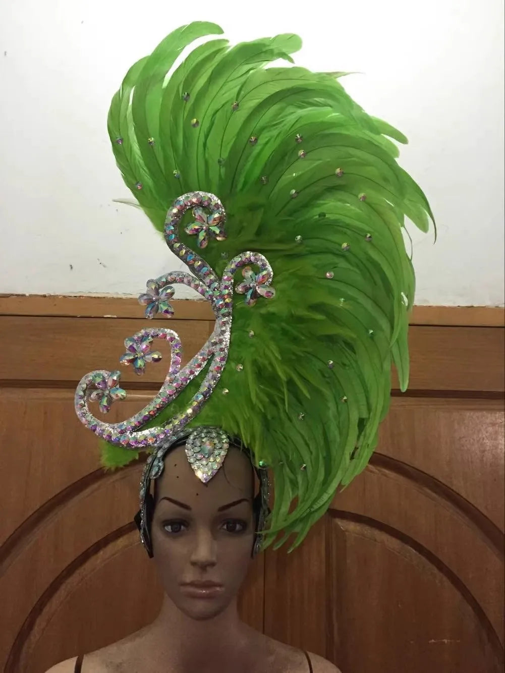 The Stardust Royal Plume – Feathered Carnival & Cabaret Stage Headdress