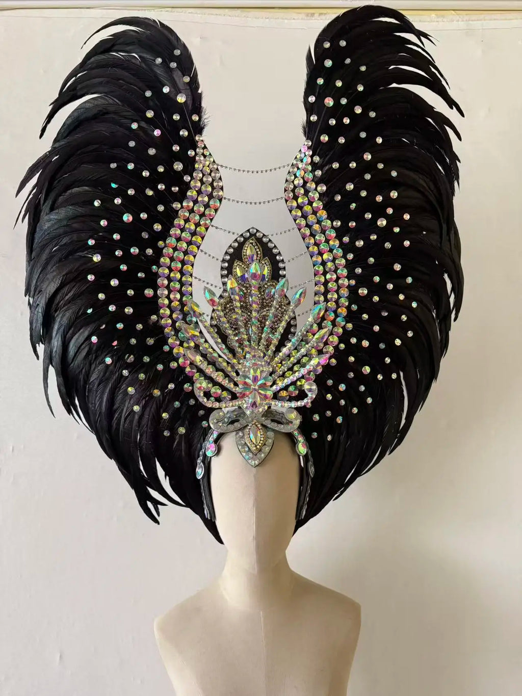 The Stardust Aurora Feather Headdress – Light Purple Cabaret & Carnival Crown