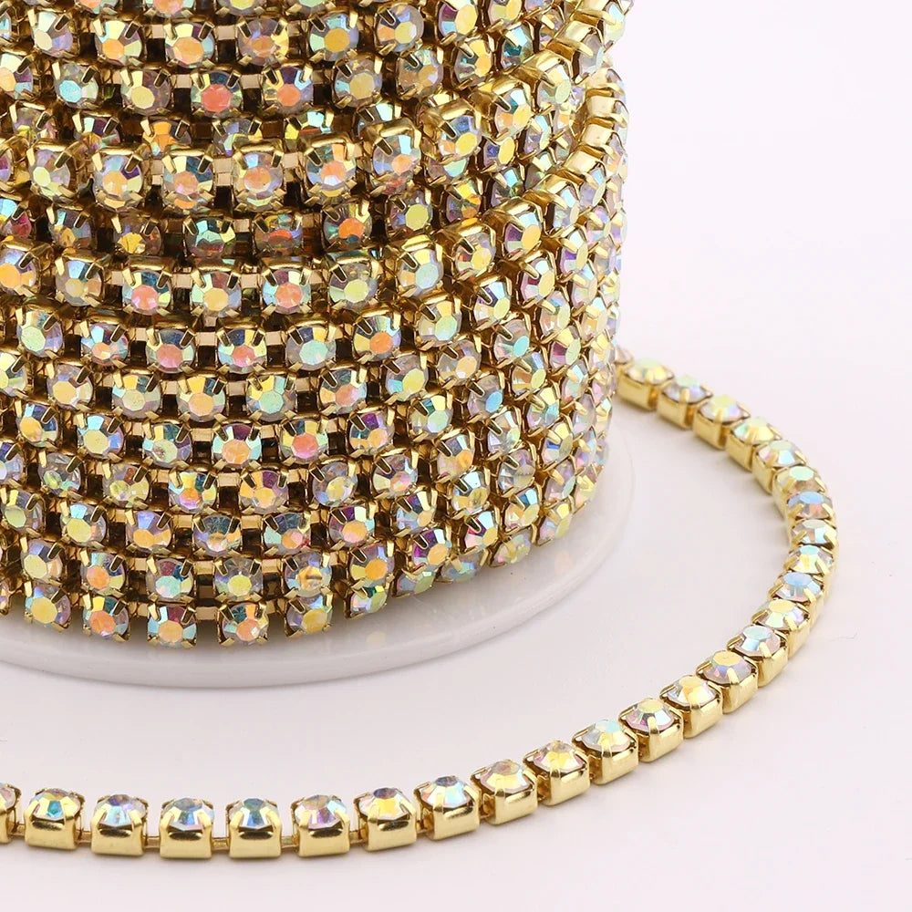 The Stardust Sparkle Claw – Premium Glass Crystal Strass Rhinestone Trim
