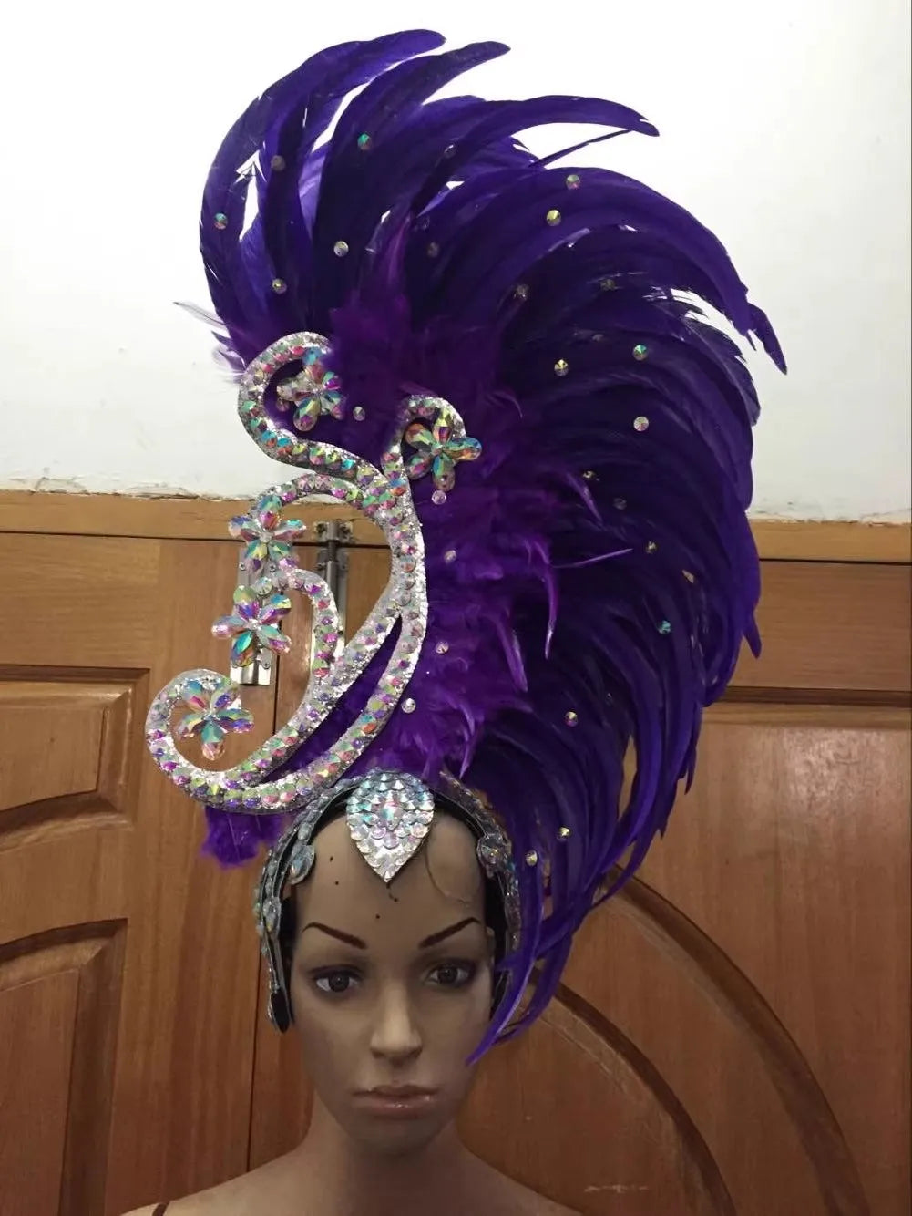 The Stardust Royal Plume – Feathered Carnival & Cabaret Stage Headdress