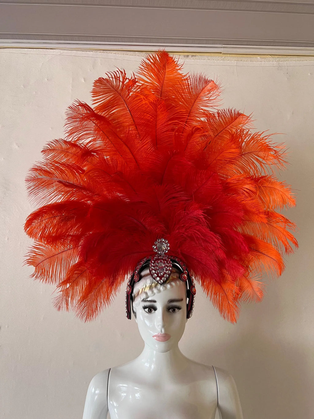 The Stardust Dionysia – Elegant Faux Fur & Rhinestone Samba Carnival Headdress