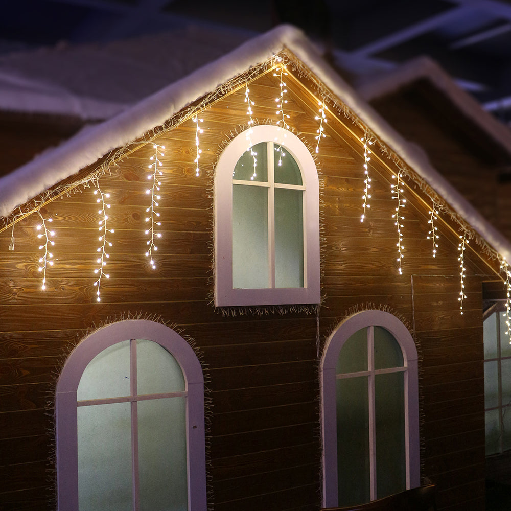 220-Light Starburst Warm White LED Icicle Light Set