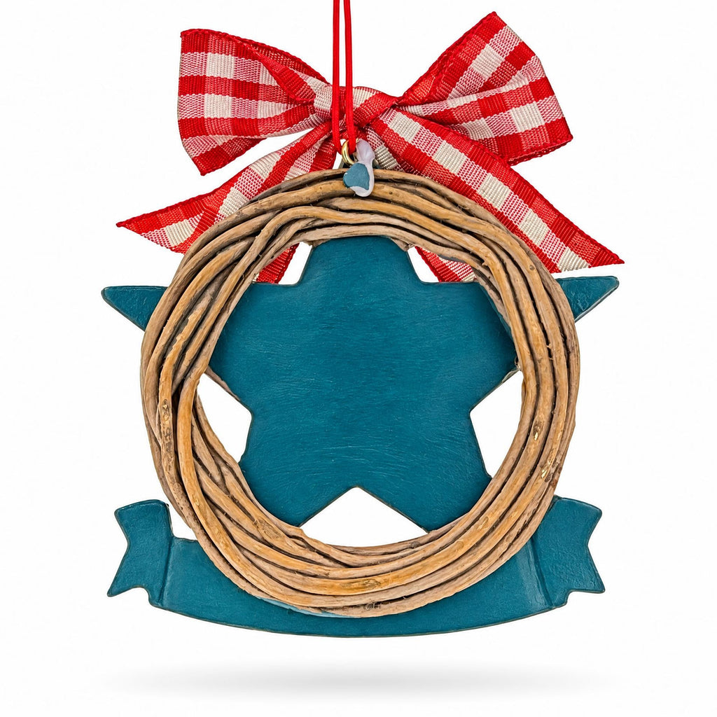 Americana Patriotic Star Wreath God Bless America Resin Christmas Ornament